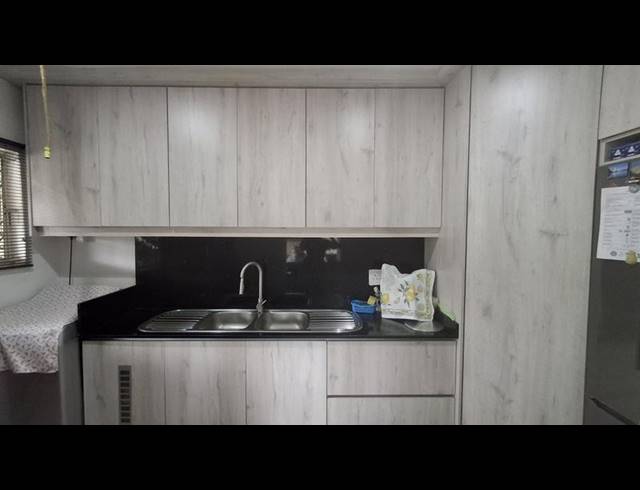 4 BEDROOM HOUSE FOR SALE IN NIRVANA HILLS